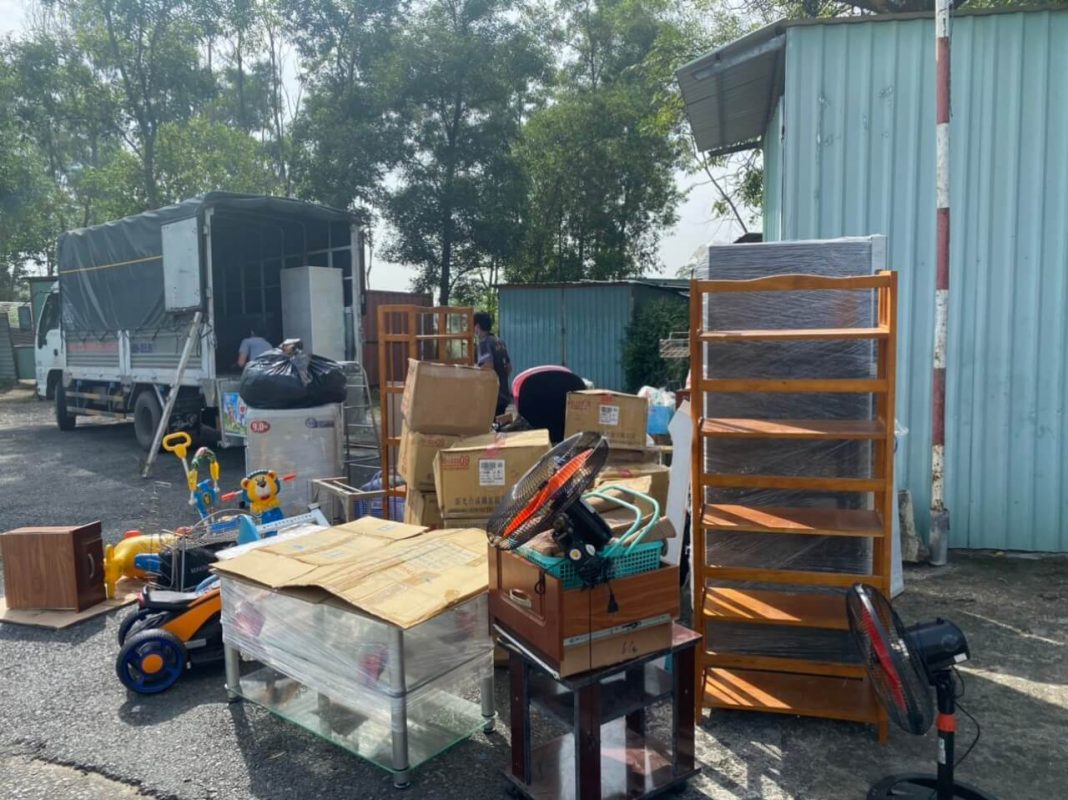 Chuyển hàng hóa nhà cửa giá rẻ trọn gói