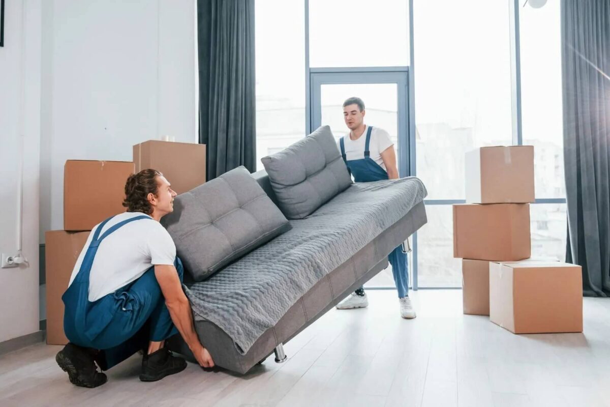 Có nên chuyển đồ trước khi nhập trạch